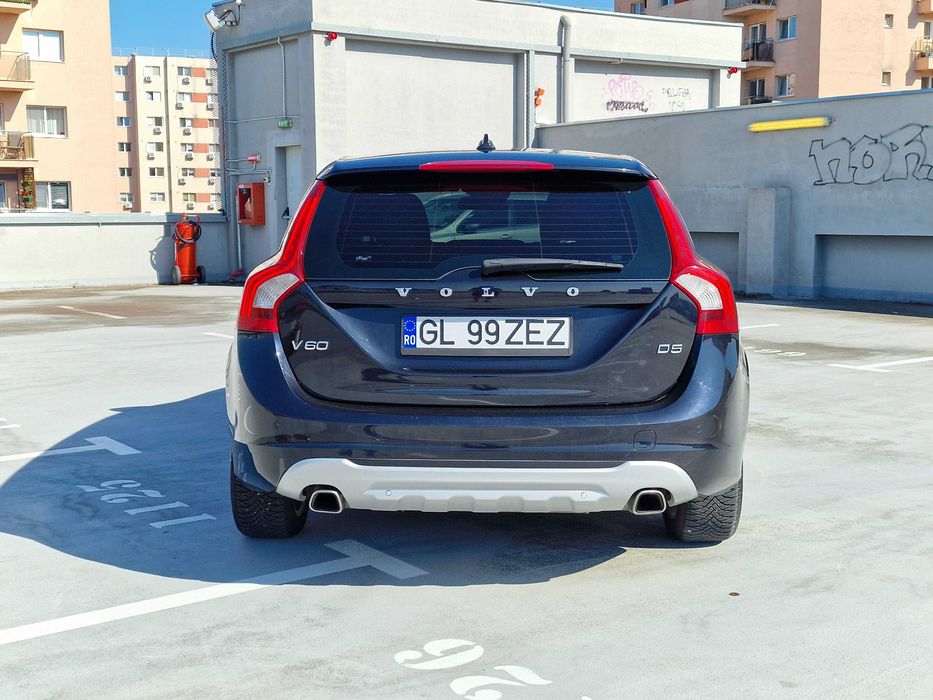 VOLVO V60 2011 — imagine 5