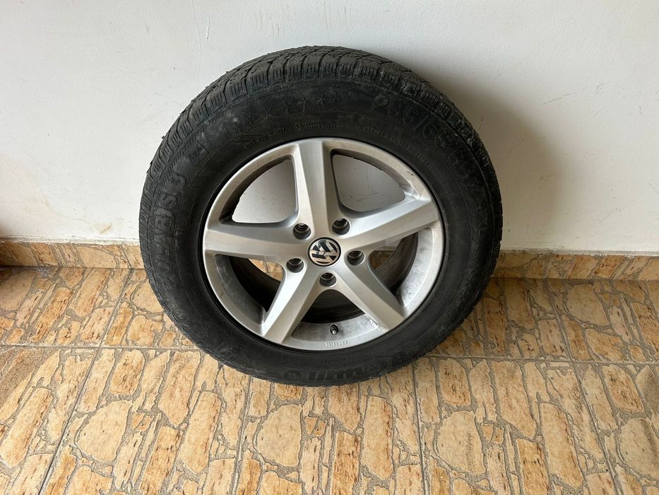 Roti complete Jante Cauciucuri 235 65 R17 Originale VW