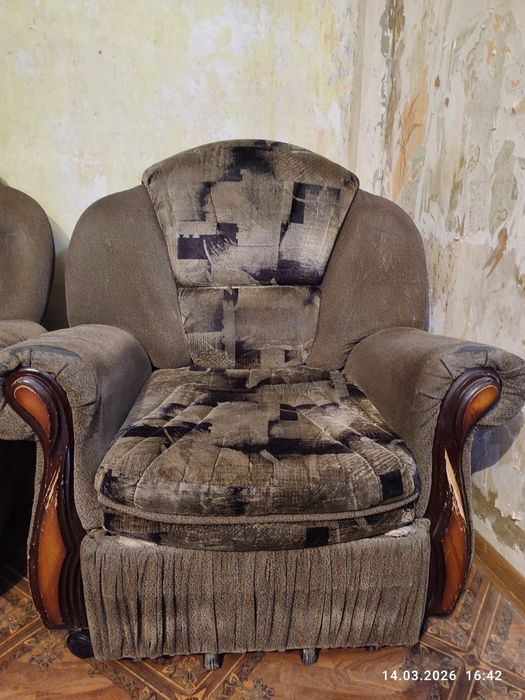 Даром кресла выдвижные