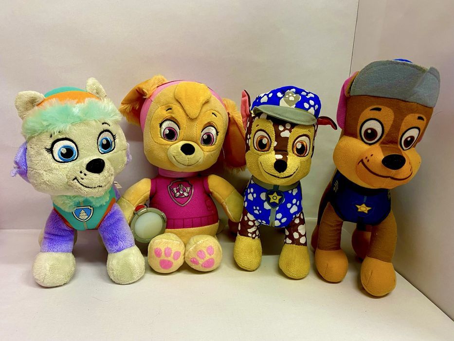 Lot 4 jucării din pluș PATRULA CĂȚELUȘILOR 30 cm NICKELODEON