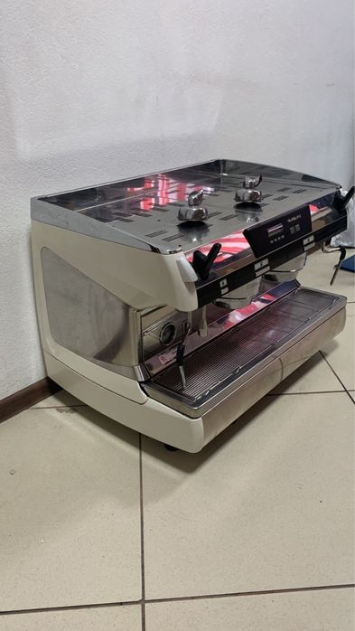 Кофемашина simonelli