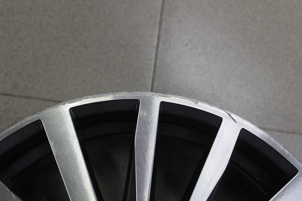 Джанта 18" BMW 1-серия (F40), 2-серия (F44)