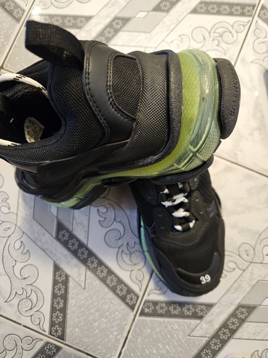 Adidasi Balenciaga Triple s