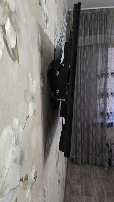 Телевизор LG 42 дюйма