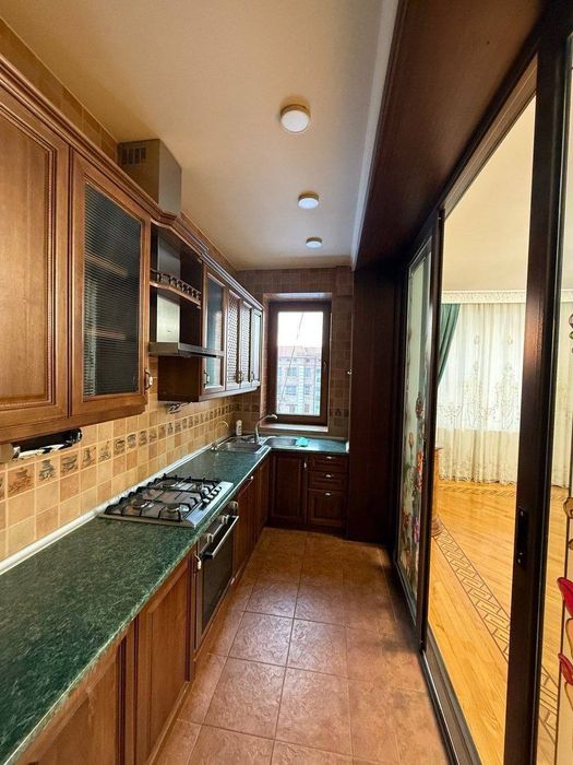 Продается 5ти ком квартира, ЖК Габус, ор-р: Госпиталка массив, 140м²