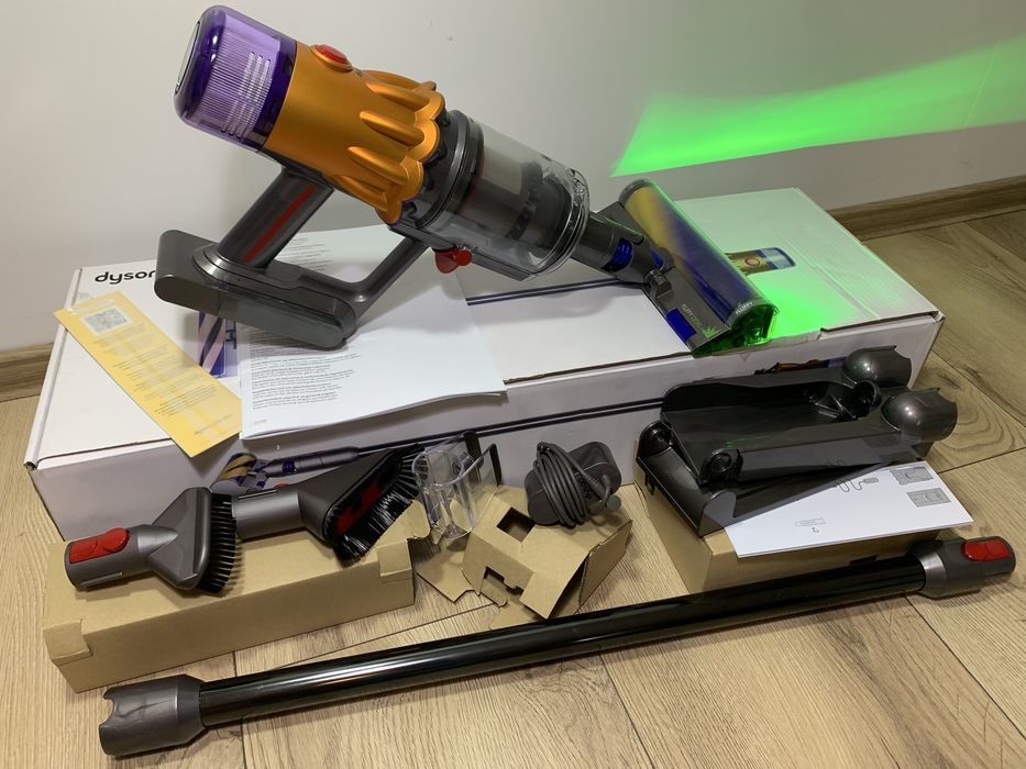 Dyson V12 Slim Absolute – aproape NOU