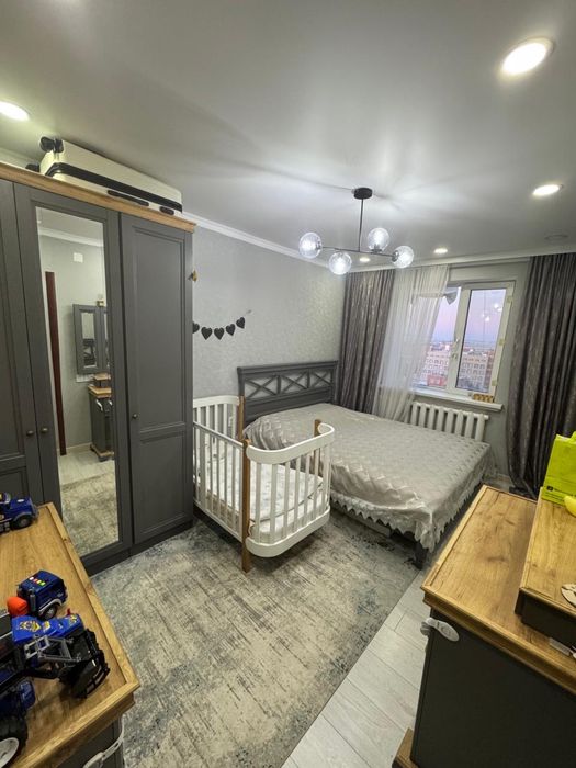 Спальный гарнитур