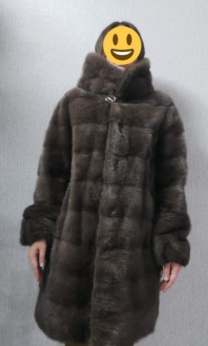 Продам шубу, вторая в подарок