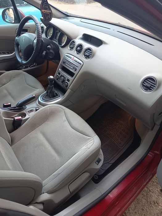 Peugeot 308 sport +