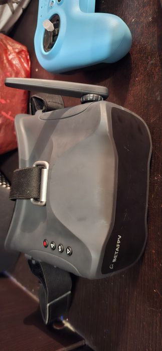 FPV комплект 2.5″: дрон, пульт, очки, АКБ