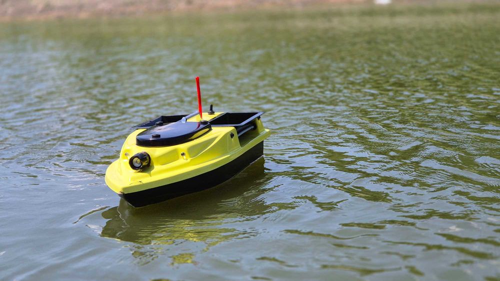 Navomodel Plantat DELFIN Clasic din Fibră 14,8V– Pachet Fără Acumulator
