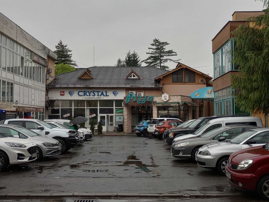 De inchiriat spatiu comercial 100 mp in Baia Mare (Complex Comercial Albina) pentru birou, cabinet medical, activitati comerciale