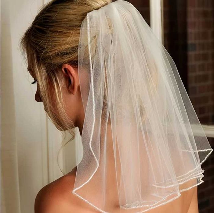 Къс булчински воал за сватба или моминско парти 42х50 см було