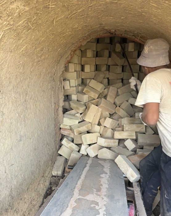 Пишган гишт ва Хом гишт