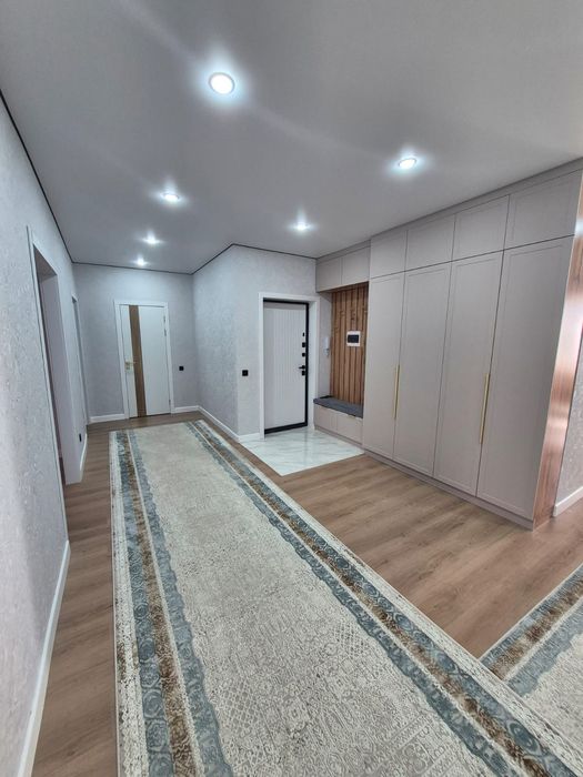 Кең әрі жайлы пәтер сатылады, өте қызықты ұсыныс