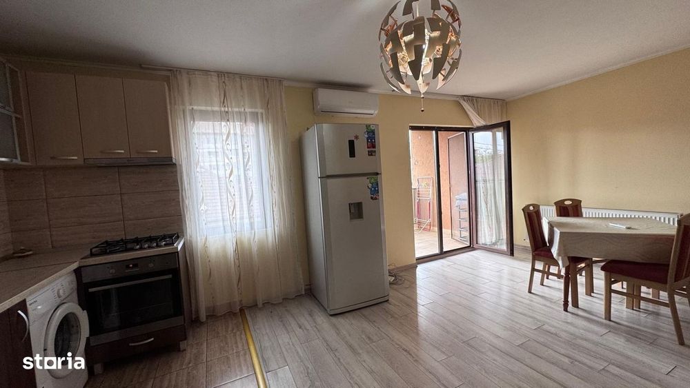 Apartament 3 cam de închiriat, cart. Rogerius