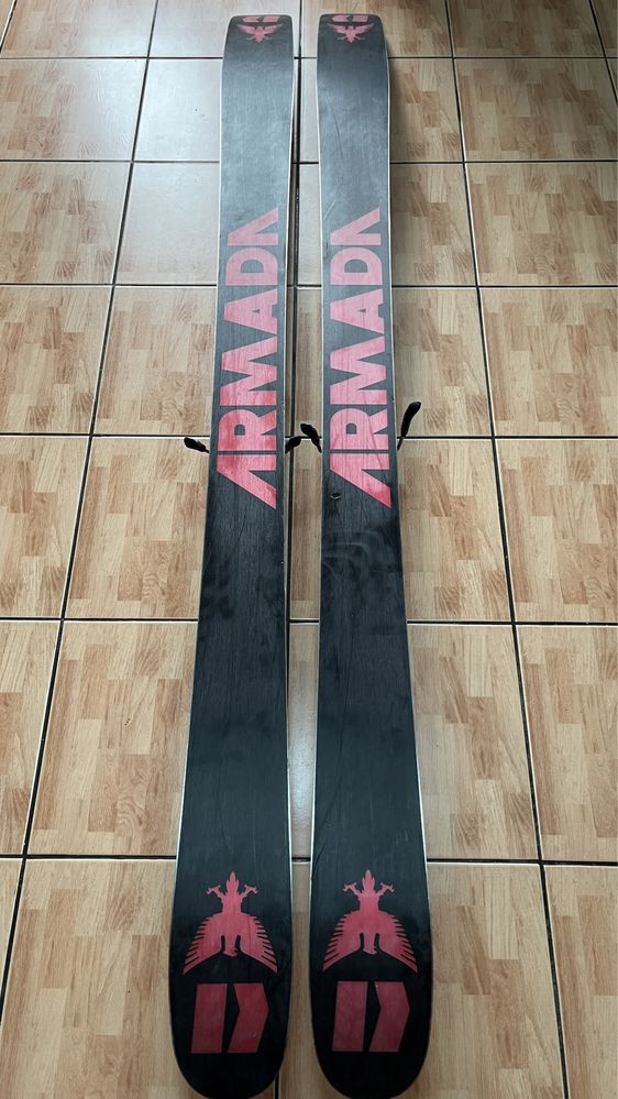 Skiuri Armada TST Skis 2014 Bucuresti Sectorul 2 OLX.ro