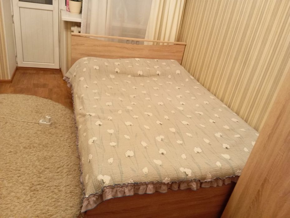 Продам кровать срочно двухспальная