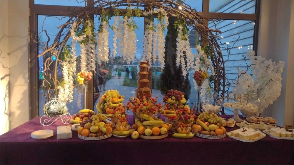 Fantana de ciocolata  si bar din fructe pentru evenimente