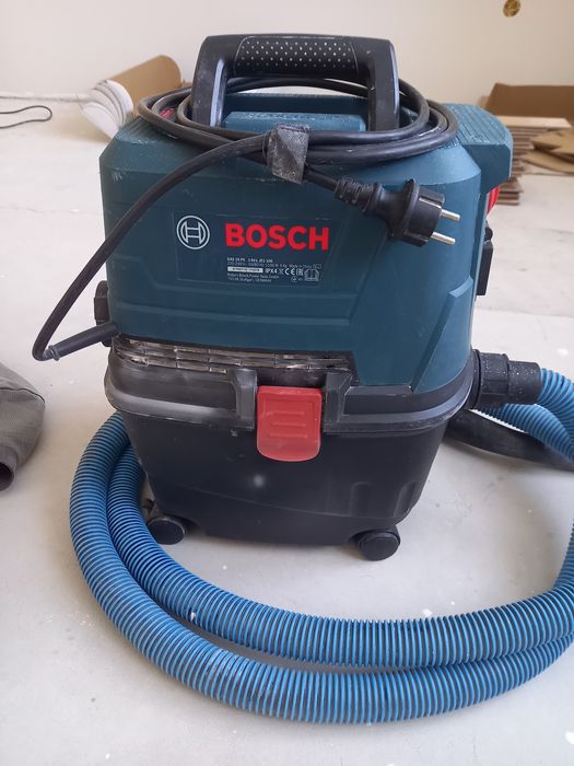 Продам .Пылесос+Жираф