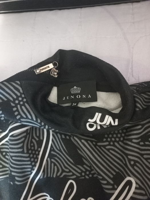 Два броя спортни екипа Junona/Юнона