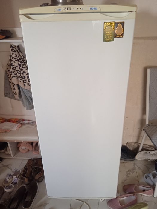 Продам морозильник North