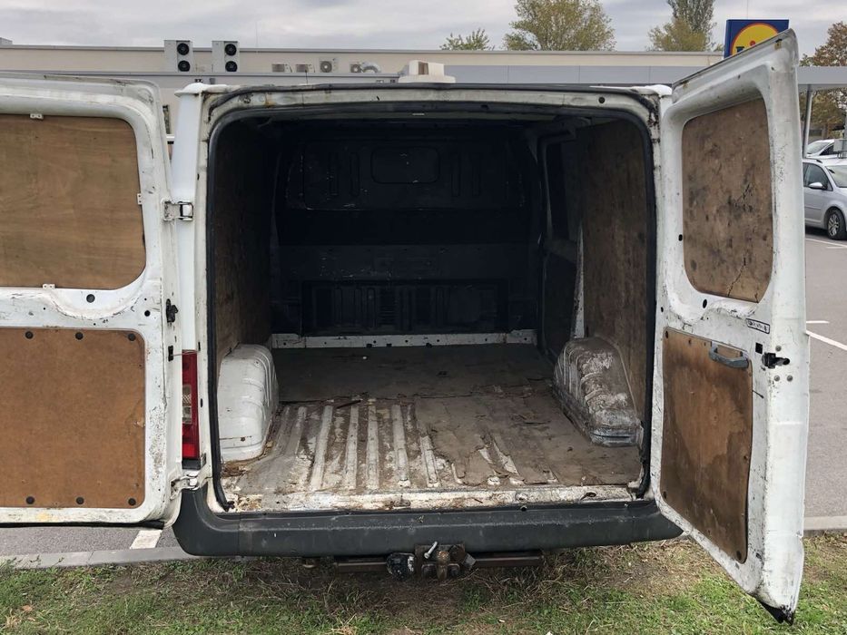 Бус Ford Transit 2.2d 2008 топ състояние