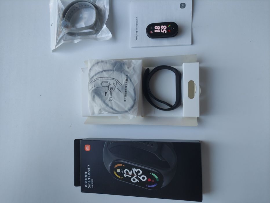 Смартчасы Xiaomi Smart band 7