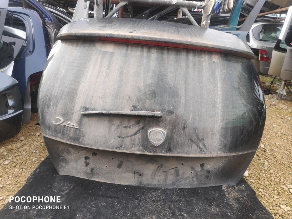 Врата багажник Lancia Delta / Ланчия Делта 2010г