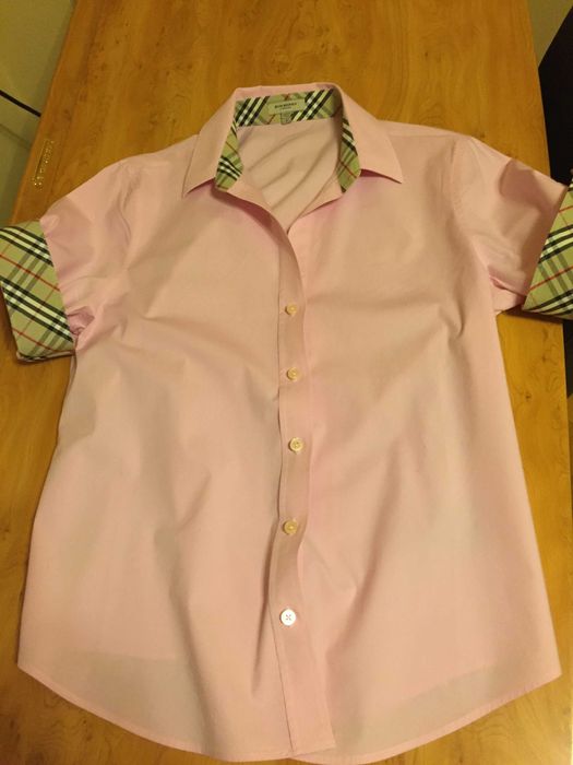 Camaza roz Burberry