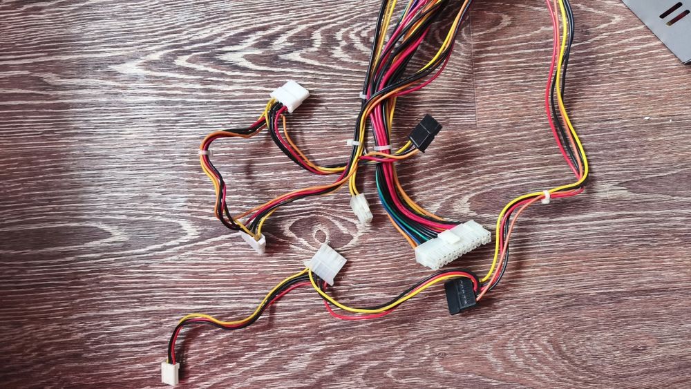 Продам 2 блока питания по 400w
