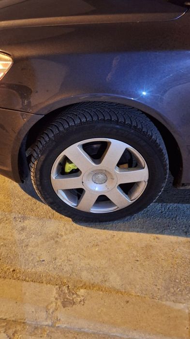 Vând Skoda Octavia II