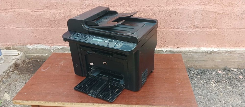 продам принтер HP LaserJet 1536dnf MFP