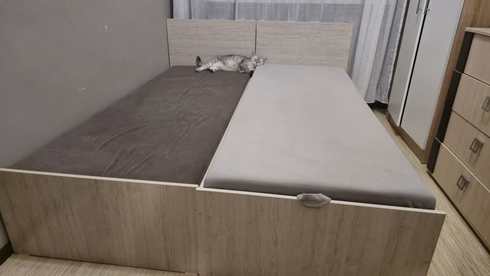 Продаются 3 аналогичные кровати.