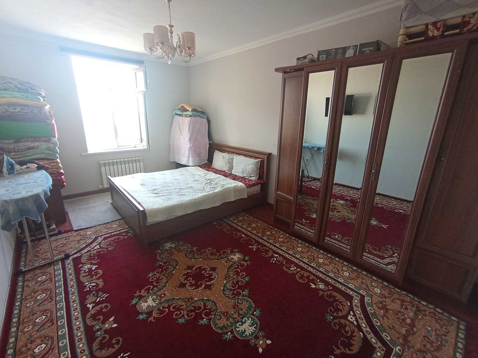 80 m2 kvartira satiladi