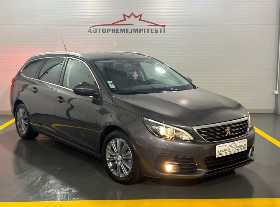 Peugeot 308 1.2i/130cp/Camera/Keyless/Garantie24luni/Rate/Credit/LivrareAcasa