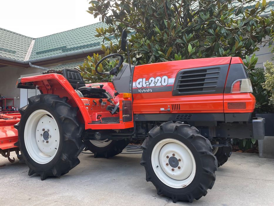 Tractor japonez Kubota GL-220,4x4