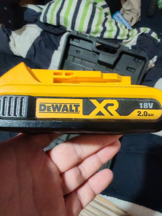 Filetanta Bormașină DEWALT dcd 776