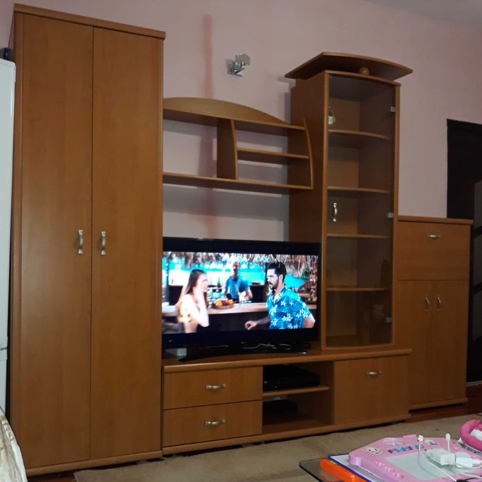 Холна секция/библиотека