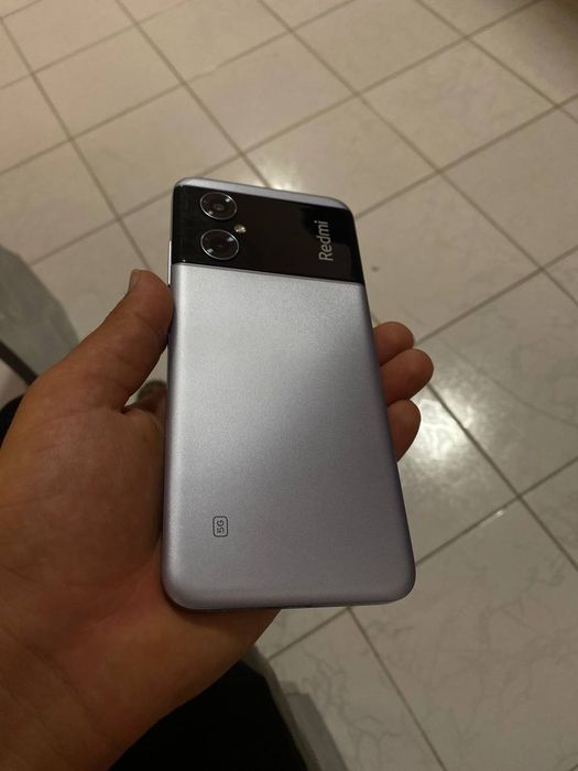 Yangi telefon pul zarur uchun sotmoqchiman