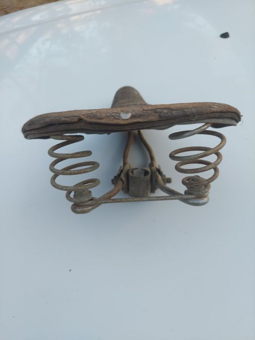 Седло от велосипеда Урал