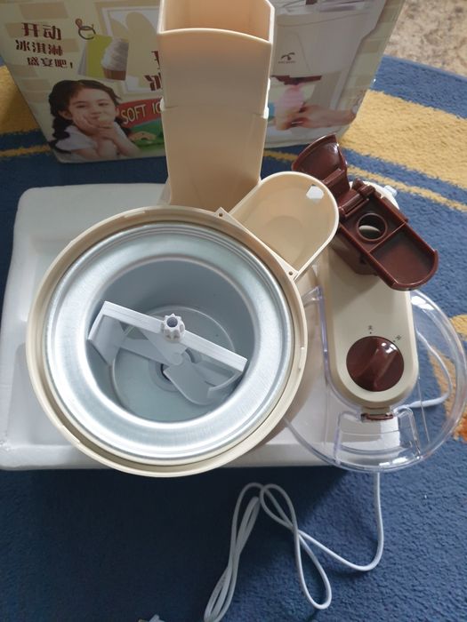 Продам мороженницу,новая.