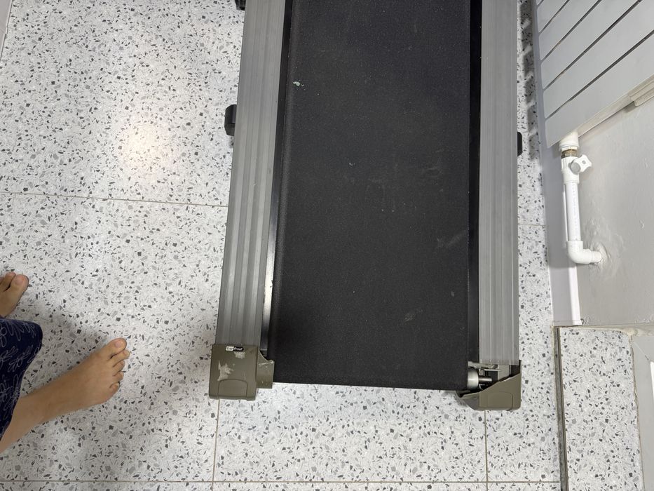 Продам беговую дорожку