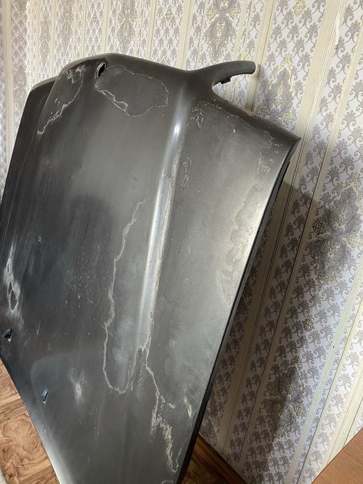 Продаю капот от Mercedes‑Benz E‑Class (W124)