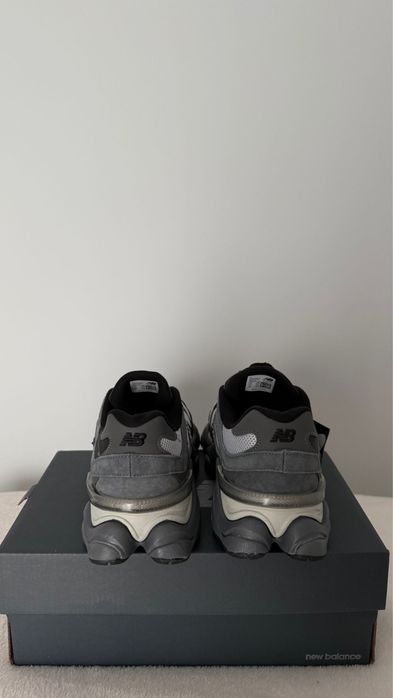 !! New Balance 9060 Black(36-44)