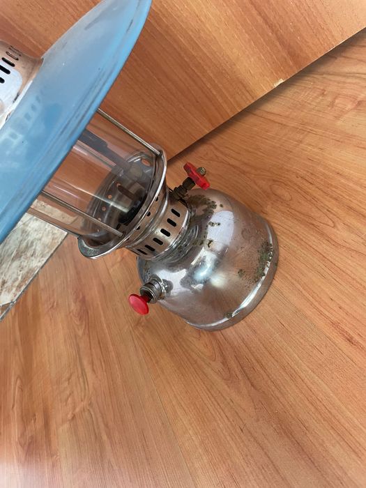 Петромаксова лампа