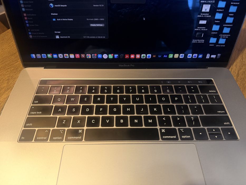 Vand Macbook Pro 2018 15”