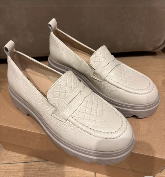 Loaferi crem bej din piele