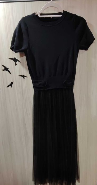 Дамска черна рокля