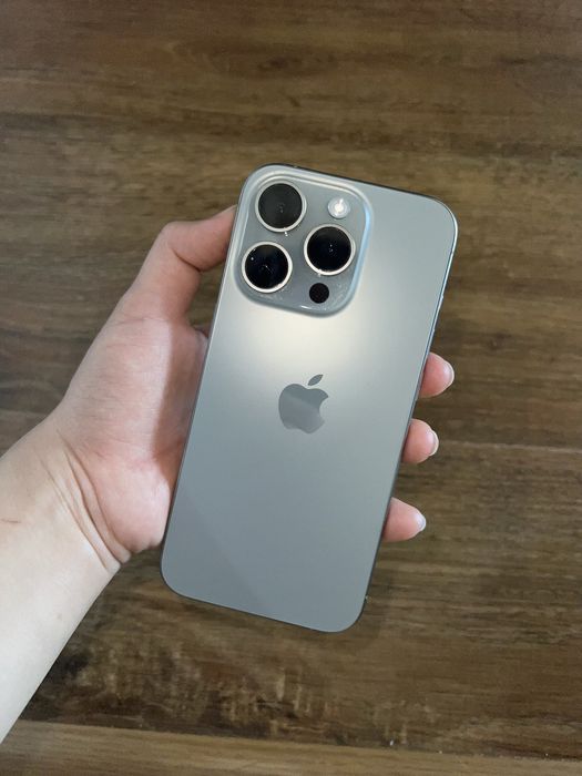 Продаётся iphone 15pro оригинал, 256гб, емкость 86%